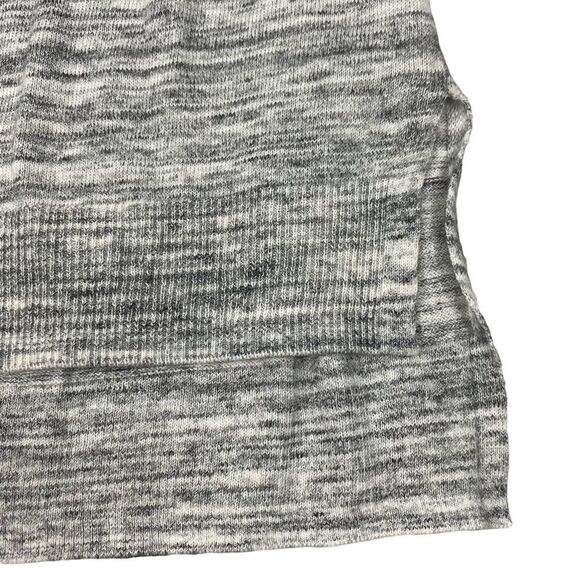 Gap Women's Drop Shoulder Light Gray Sweater size Medium NEW - Picture 7 of 7